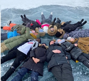 Детский лагерь Детская и семейная программа "Ice Trip" на Байкале