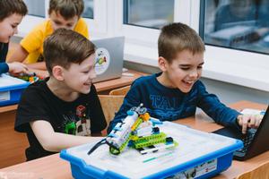 Детский лагерь «Лига Роботов» — международная школа робототехники и программирования